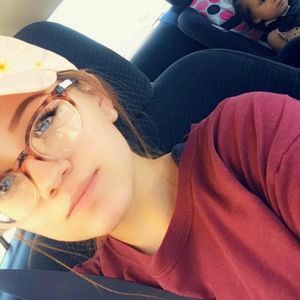 Meet your Posher, Marissa